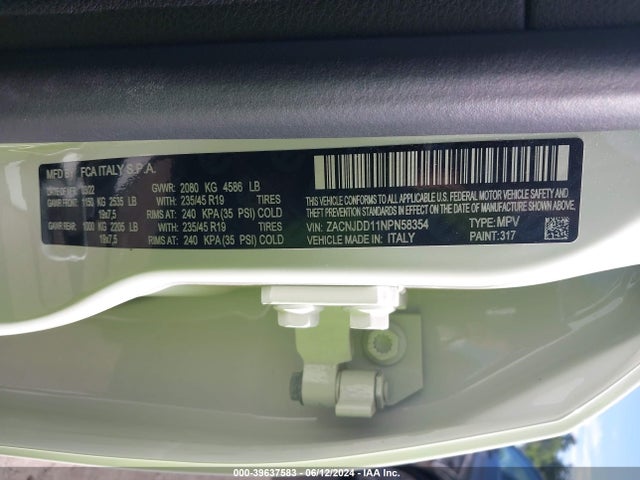 ZACNJDD11NPN58354 Jeep Renegade Limited 4x4