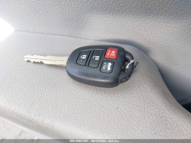 4T4BF1FK5FR469481 Toyota CAMRY LE