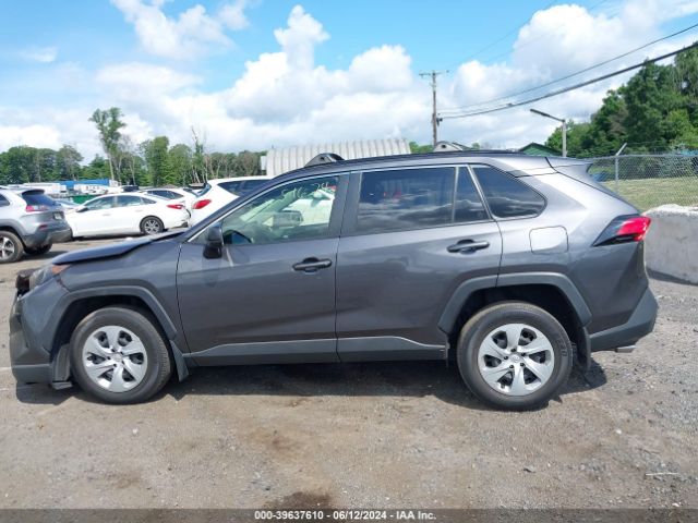 JTMF1RFV5KJ012530 Toyota RAV4 LE