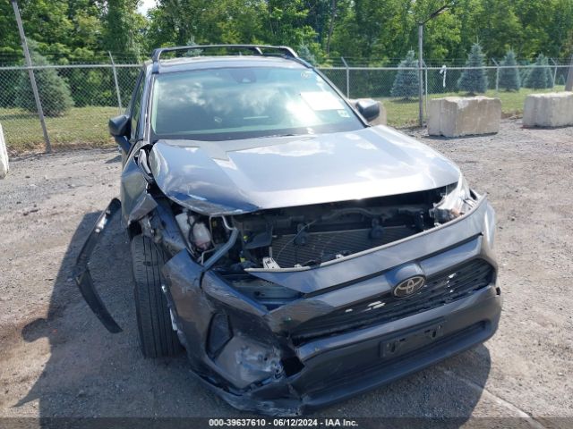 JTMF1RFV5KJ012530 Toyota RAV4 LE