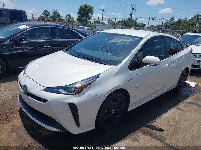 Toyota PRIUS XLE 2019 JTDKARFU1K3089406 Image 2