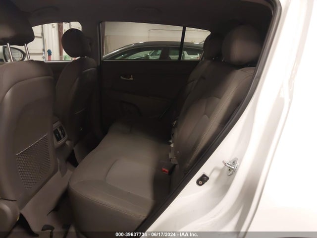 KIA Sportage Lx 2015 KNDPBCAC7F7686475 Image 8