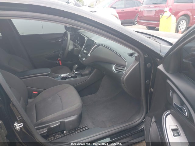 Chevrolet MALIBU LT 2019 1G1ZD5ST1KF181893 Image 5