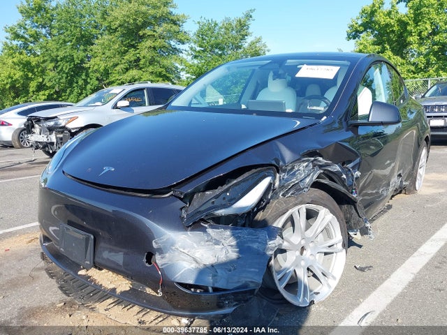 Tesla Model Y Rwd 2024 7SAYGDED8RF022766 Image 19