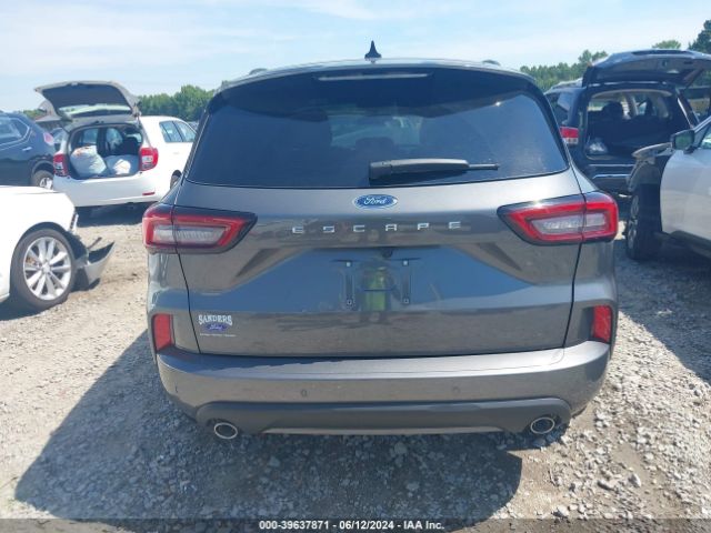 1FMCU0MN8PUA72523 Ford Escape St-line