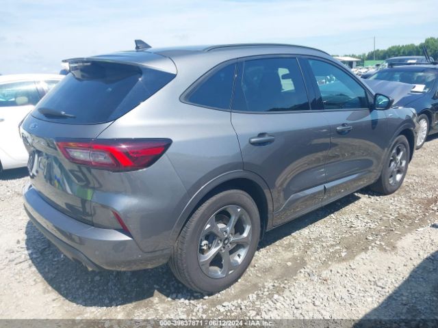 1FMCU0MN8PUA72523 Ford Escape St-line