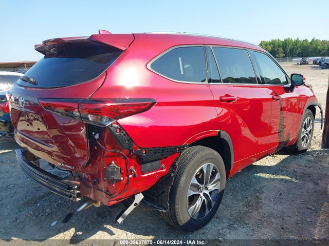Toyota Highlander Xle 2021 5TDGZRBH4MS138476 Image 4