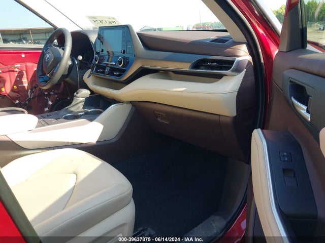 Toyota Highlander Xle 2021 5TDGZRBH4MS138476 Image 5