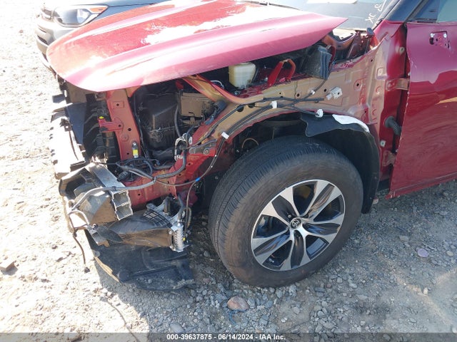 Toyota Highlander Xle 2021 5TDGZRBH4MS138476 Image 6