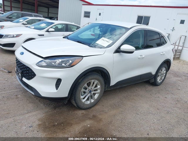 Ford ESCAPE SE 2020 1FMCU9G68LUC47498 Image 2