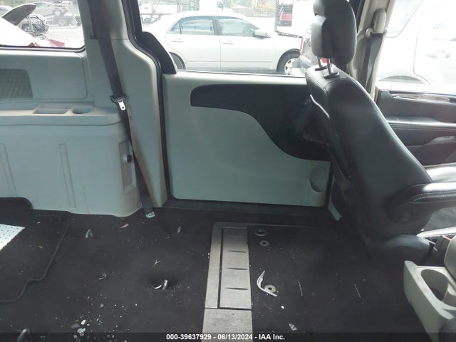 2C4RDGCG7JR264708 Dodge Grand Caravan Sxt