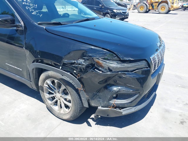 1C4PJLLB4MD112566 Jeep Cherokee Latitude Plus Fwd