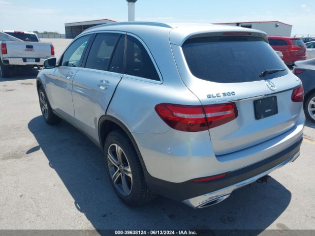 WDC0G4KB7JV059272 Mercedes-Benz Glc 300 4matic