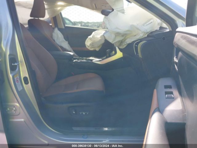 JTJYARBZ4K2140945 Lexus NX 300