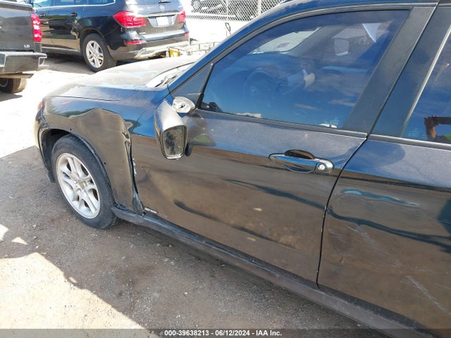 BMW X1 Sdrive28i 2015 WBAVM1C56FV315501 Image 12