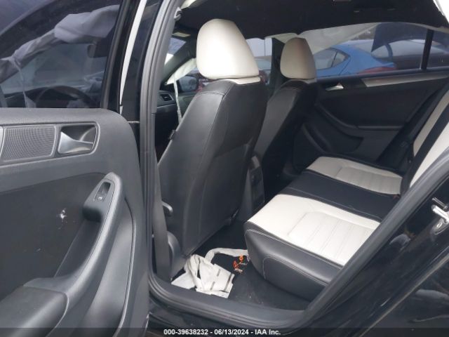 3VWD17AJ2GM232697 Volkswagen Jetta 1.8t Sport