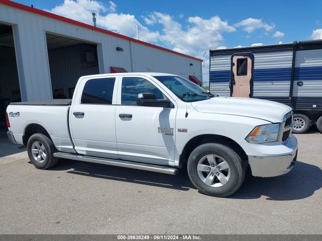 1C6RR7ST0KS566168 RAM 1500 Classic Tradesman  4x4 6'4 Box