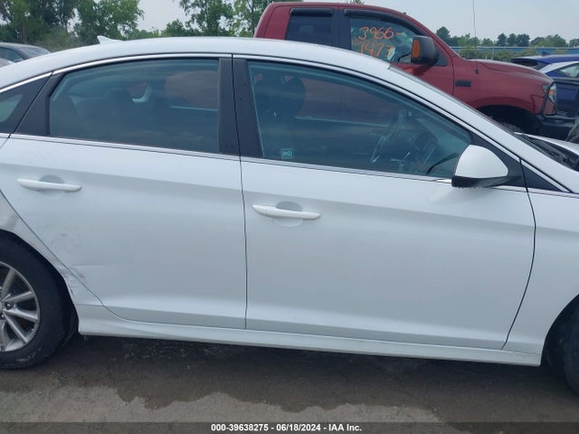 Hyundai SONATA SE 2019 5NPE24AF1KH758199 Image 13