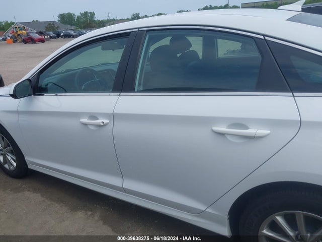 Hyundai SONATA SE 2019 5NPE24AF1KH758199 Image 14
