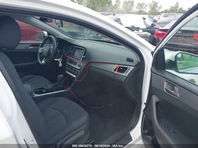 Hyundai SONATA SE 2019 5NPE24AF1KH758199 Image 5