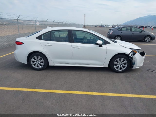 Toyota COROLLA LE 2020 5YFEPRAE9LP088556 Image 14