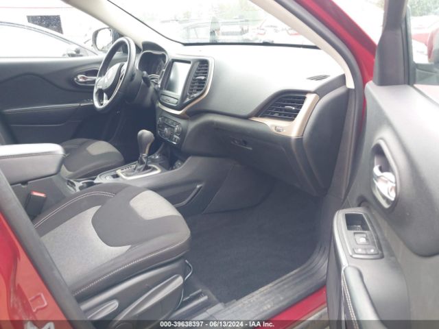1C4PJMCSXEW291885 Jeep Cherokee Latitude