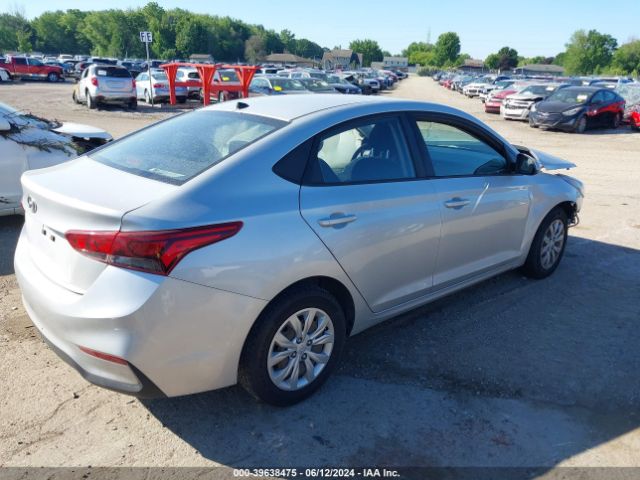 3KPC24A32JE022632 Hyundai ACCENT SE