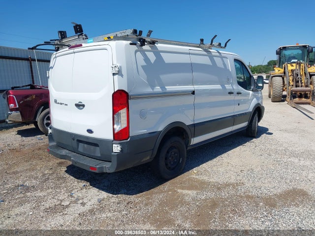 Ford Transit-250 2018 1FTYR1YMXJKA81214 Image 4