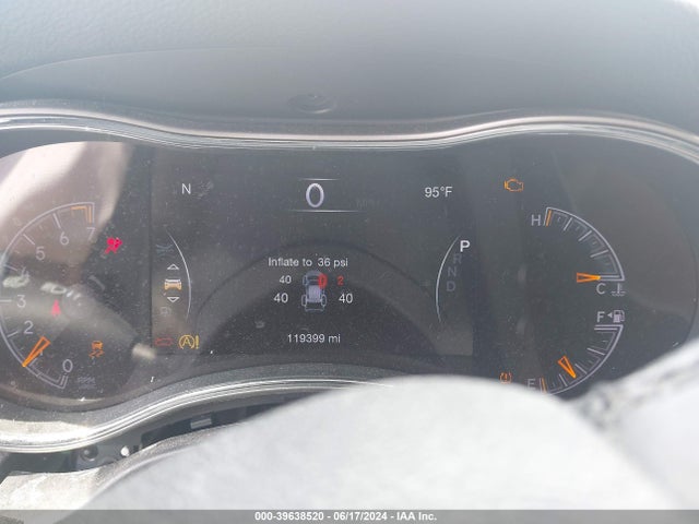 1C4RJEBG5JC110764 Jeep Grand Cherokee Limited 4x2