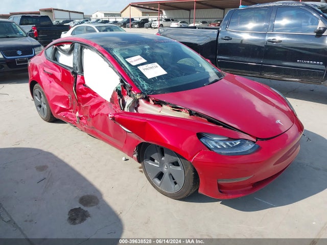 2022 5YJ3E1EB0NF245453 main image