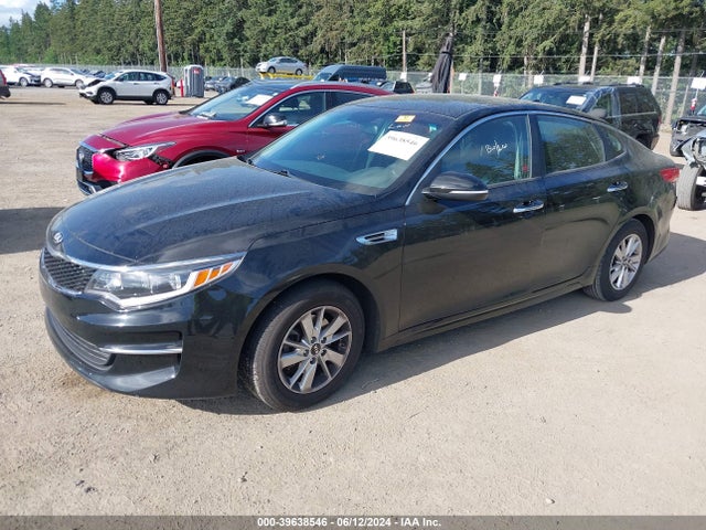 KIA Optima Lx 2018 5XXGT4L33JG213060 Image 2