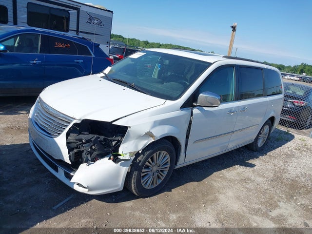 2C4RC1CG9GR194007 Chrysler Town & Country Touring-l Anniversary Edition