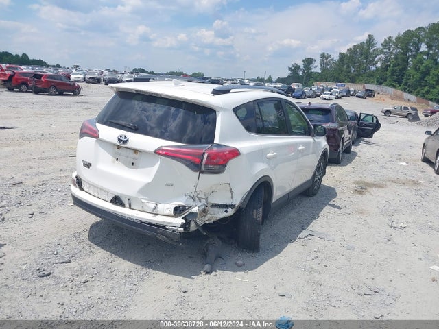 Toyota RAV4 LE 2017 JTMZFREV7HJ717130 Image 4