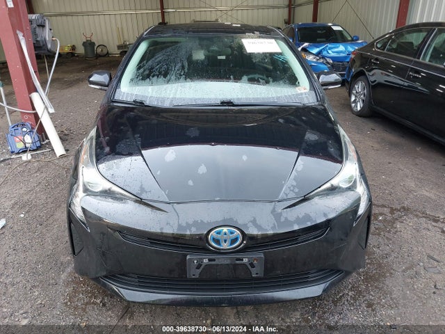 Toyota Prius Two Eco 2017 JTDKARFU6H3047337 Image 12