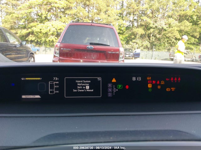 Toyota Prius Two Eco 2017 JTDKARFU6H3047337 Image 15