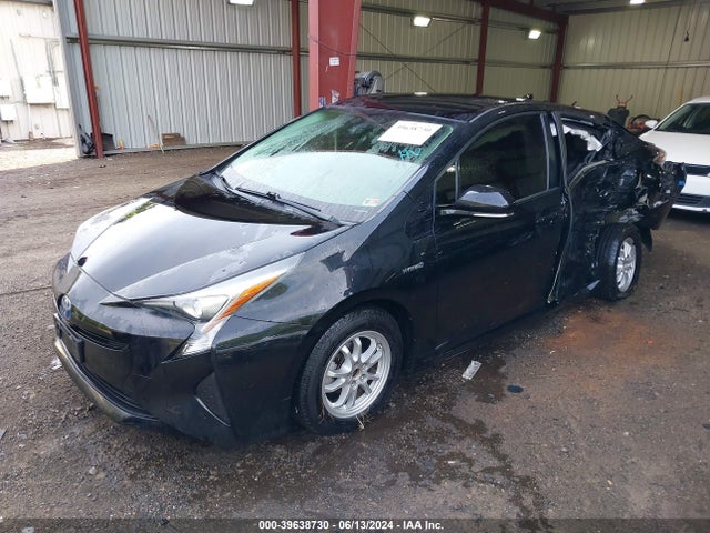Toyota Prius Two Eco 2017 JTDKARFU6H3047337 Image 2