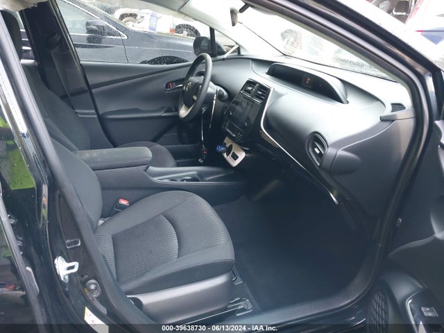 Toyota Prius Two Eco 2017 JTDKARFU6H3047337 Image 5