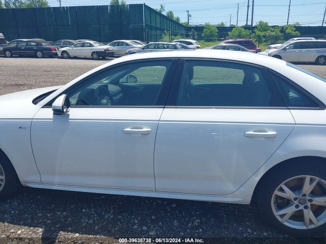 WAUDNAF41JN002117 Audi A4 2.0t Premium/2.0t Tech Premium