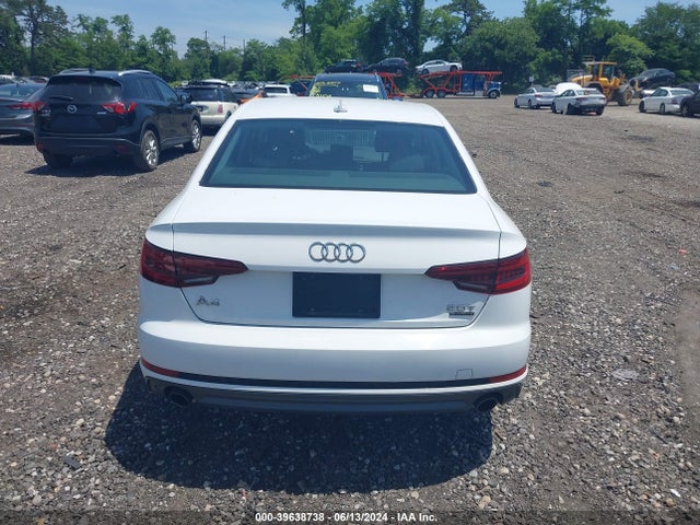 WAUDNAF41JN002117 Audi A4 2.0t Premium/2.0t Tech Premium