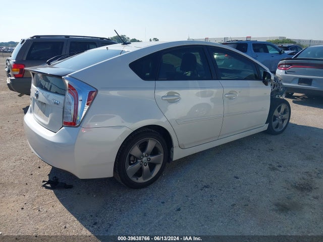 JTDKN3DU2F0413555 Toyota Prius Persona Series Special Edition