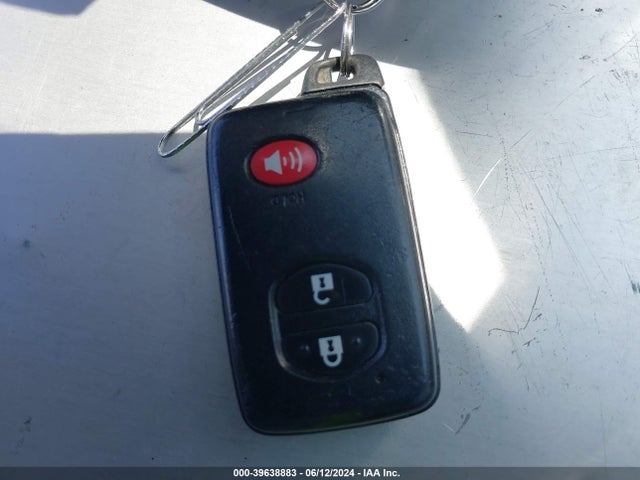 Toyota Prius V Four 2015 JTDZN3EU2FJ029749 Image 11