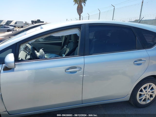 Toyota Prius V Four 2015 JTDZN3EU2FJ029749 Image 15