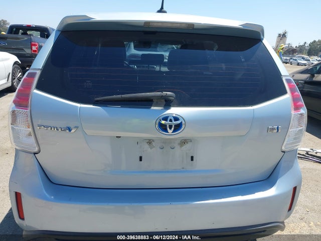 Toyota Prius V Four 2015 JTDZN3EU2FJ029749 Image 17