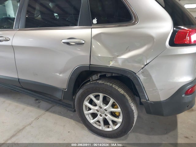 Jeep Cherokee Latitude 2014 1C4PJMCBXEW166255 Image 6