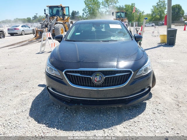 1G4ZR5SS7HU167724 Buick Lacrosse Premium