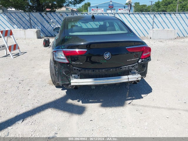 1G4ZR5SS7HU167724 Buick Lacrosse Premium