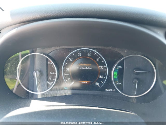 1G4ZR5SS7HU167724 Buick Lacrosse Premium