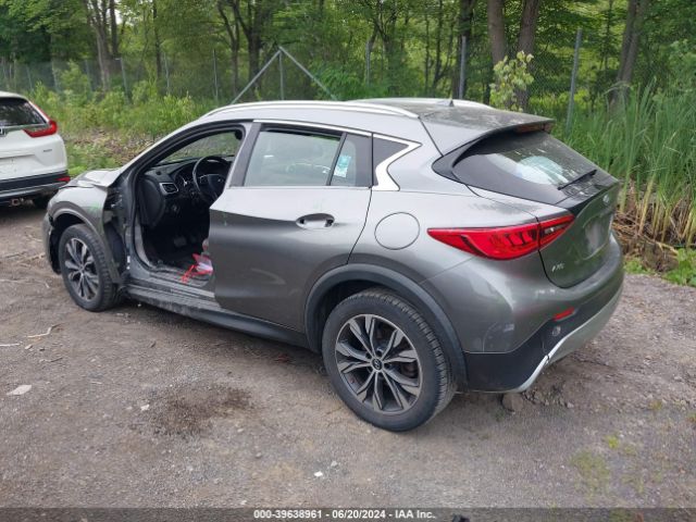 SJKCH5CR5HA031227 Infiniti Qx30 Premium