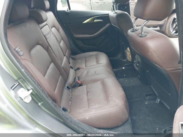 SJKCH5CR5HA031227 Infiniti Qx30 Premium