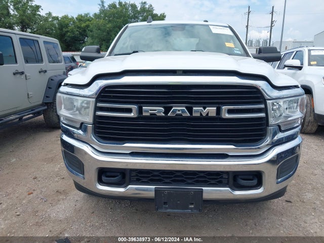 3C6UR5JL8KG565146 RAM 2500 Big Horn  4x4 8' Box